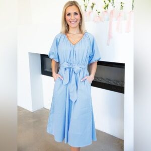 NEW THML Coastal Chic Midi Dress blue ivory stripe pattern V-neck puff sleeves